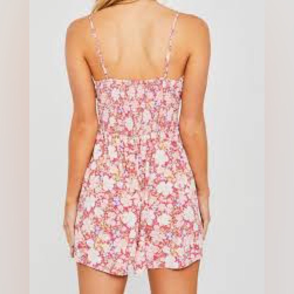 LOVE TREE Emma floral tie front romper ✨ - Picture 3 of 9